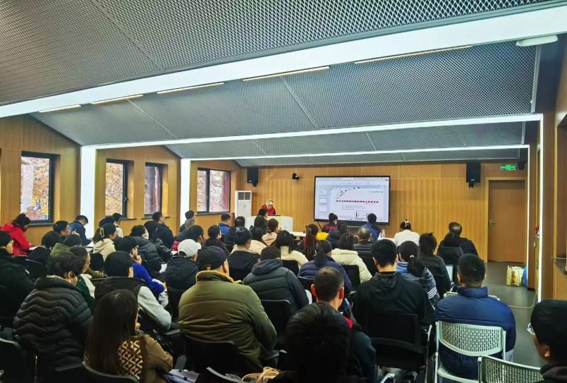 82d6e6e3a31fc092844d8c482381458